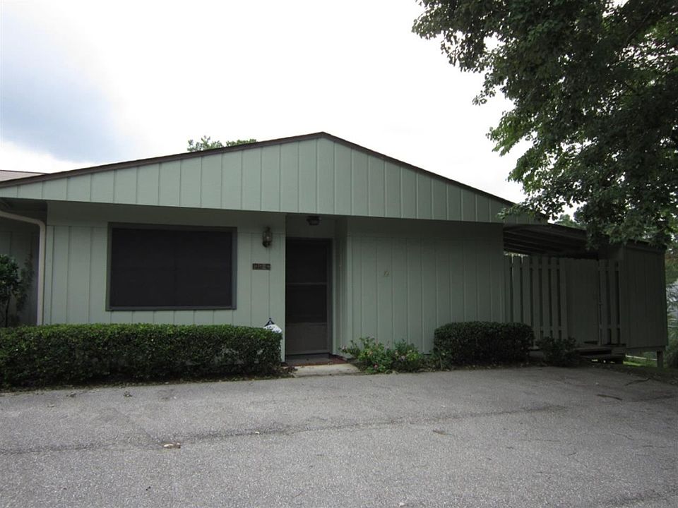 1st image of 132 SE Villas Ct APT C