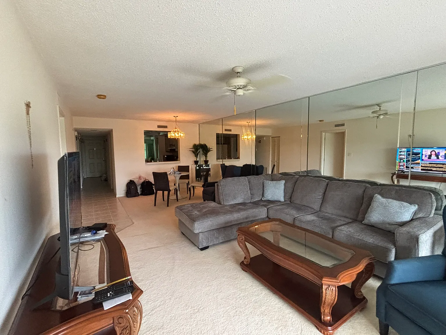 2 bed, 1280 sqft, $2,300 — Photo 2
