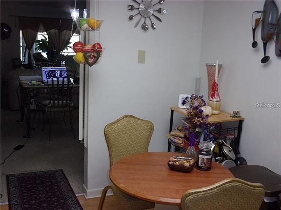 3rd image of 1624 S Lake Ave APT 3