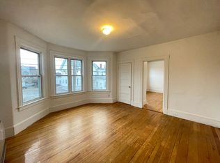 459 Beech St APT 2, Manchester, NH 03103