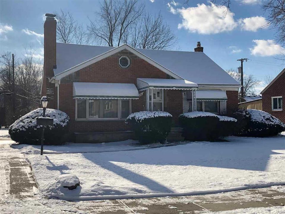 1st image of 21610 Edgewood St
