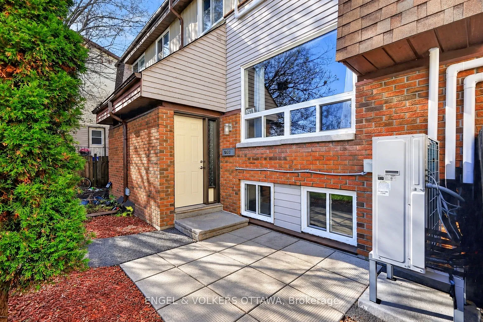 3 bed, $2,250 — Photo 3