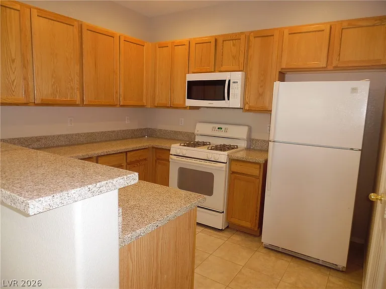 7937 Violet Sky St — Photo 6