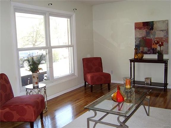 3rd image of 1315 Bardot Ln