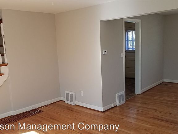 3rd image of 7238 Wyandotte St