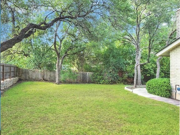 4th image of 13131 N Hunters Cir