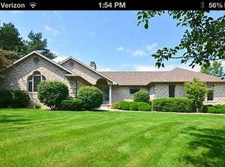 12811 Silver Ridge Dr, Grand Ledge, MI 48837