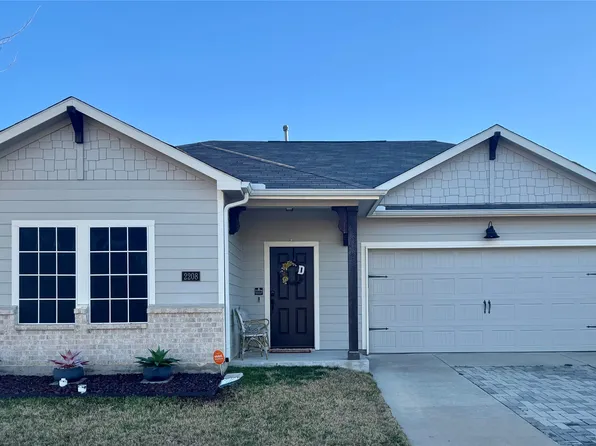 2208 Chebi Ln, Denton, TX 76209