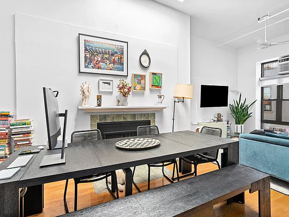 3rd image of 426 W Broadway Penthouse D