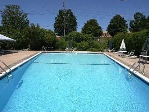 2nd image of 89 Glen Pasture Ct
