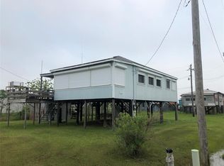 1416 15th St, Pt Bolivar, TX 77650
