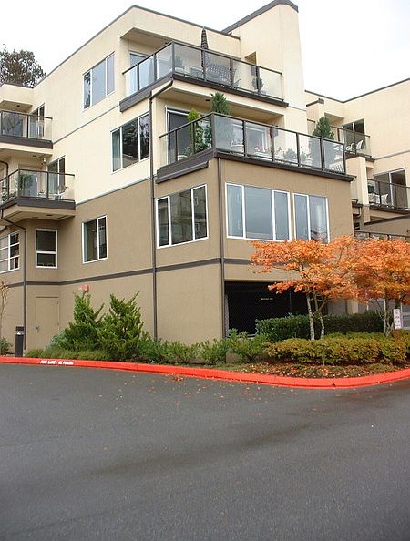1st image of 11122 NE 41st Dr APT 28
