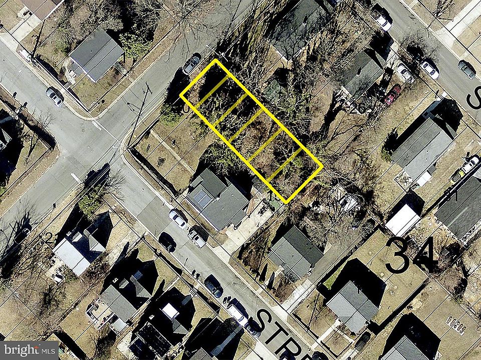 2nd image of 1720 Nova Ave