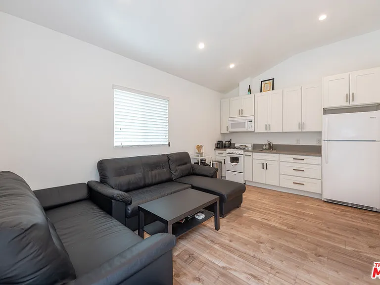 4629 Cerro Verde Pl — Photo 37
