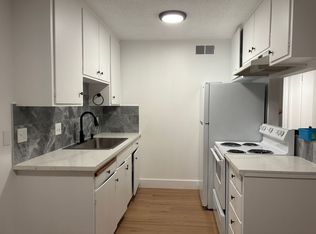 77 Porta Vista Dr #16, Monterey, CA 93940
