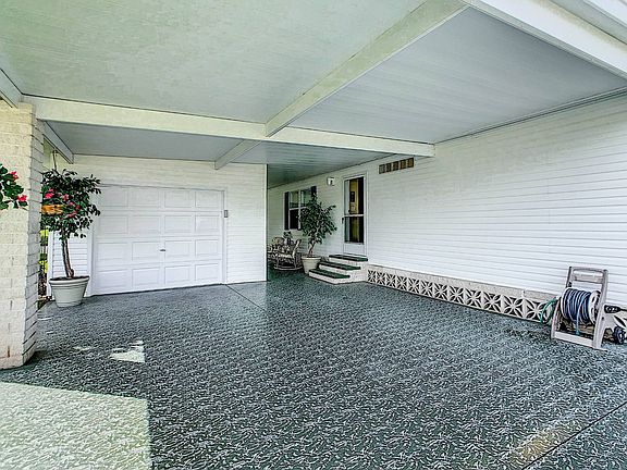 5th image of 1637 Deverly Dr #806
