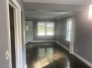 2784 Wooster Rd, Rocky River, OH 44116