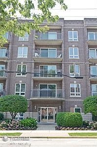 1st image of 1477 E Thacker St APT 501