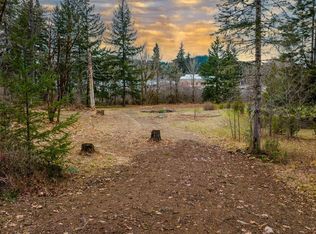 Buffalo Ln, Grand Ronde, OR 97347