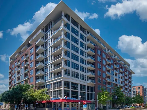 901 W Madison St Unit 603, Chicago, IL 60607