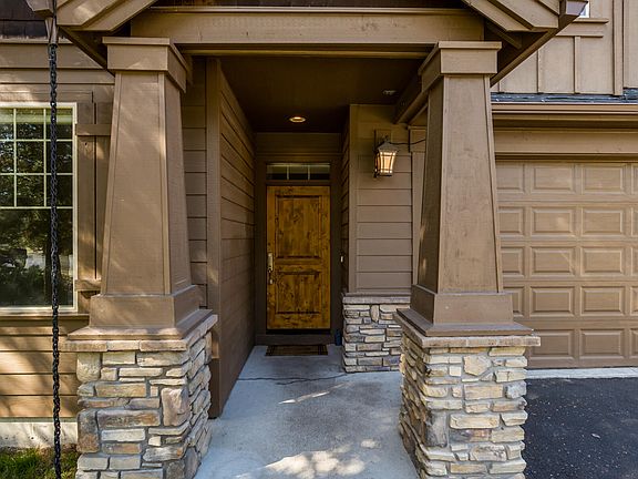 5th image of 16573 Beesley Pl