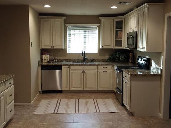 5th image of 2849 E Cortez St
