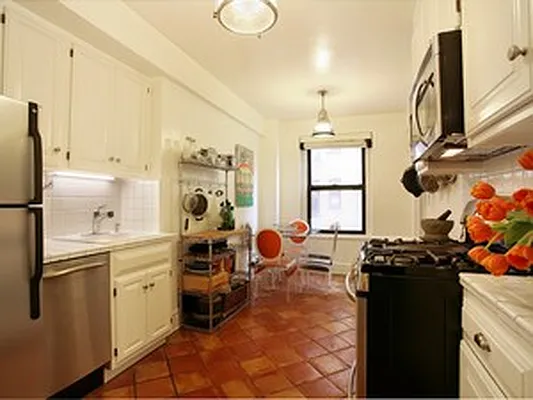 Sold by Corcoran | media 4