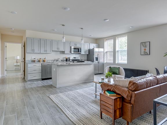 2nd image of 155 Evergreen Pl #102