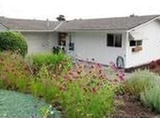 11870 SW King George Dr, King City, OR 97224