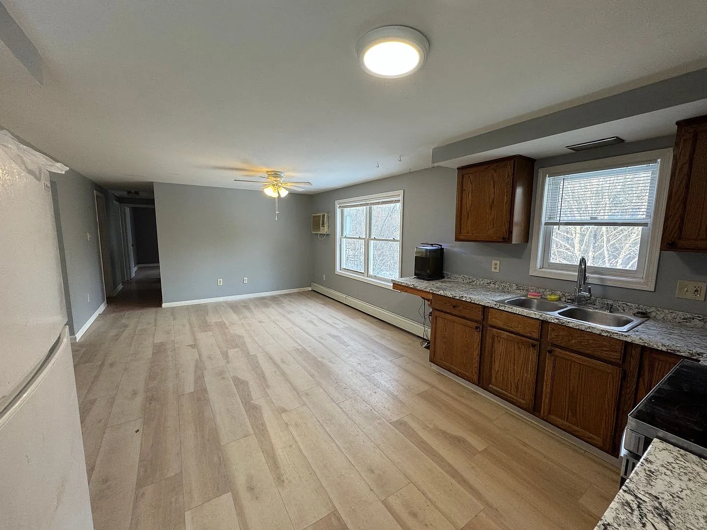 659 Davidson Hill Rd — Photo 2