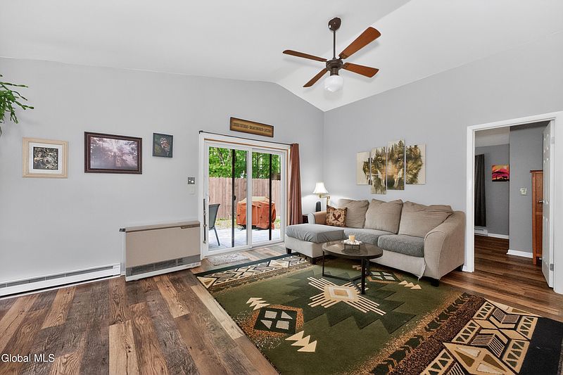 5th image of 85 Wake Robin Road