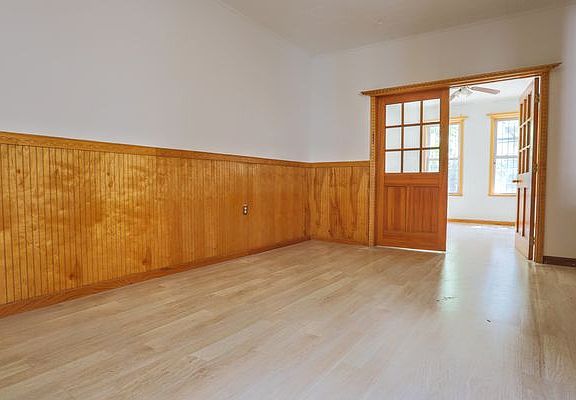 4th image of 550 82nd St Ste 1