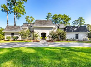 350 Pinemont Dr, Sour Lake, TX 77659