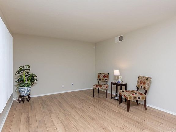 3rd image of 2656 La Paloma Cir
