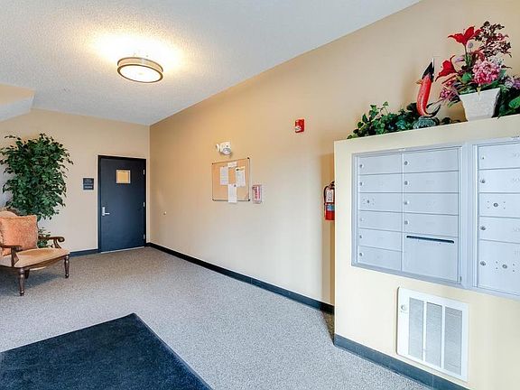 4th image of 12727 Collegeview Dr APT 201
