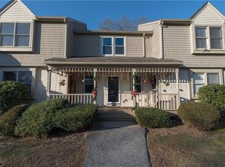 12 Brassie Ct, Coventry, RI 02816
