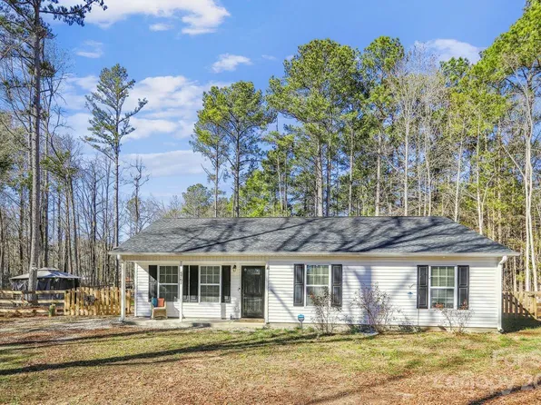 5761 Willowbrook St #8, Fort Lawn, SC 29714