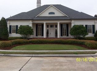 104 W Lakeshore Dr, Thibodaux, LA 70301