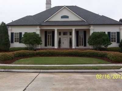 104 W Lakeshore Dr, Thibodaux, LA, 70301