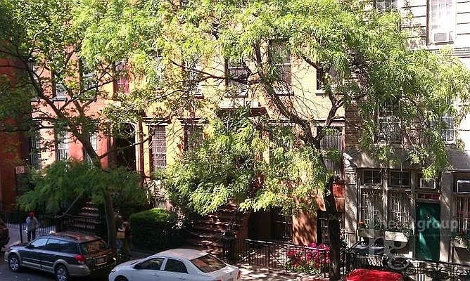 Rented by Hecht Group | media 20