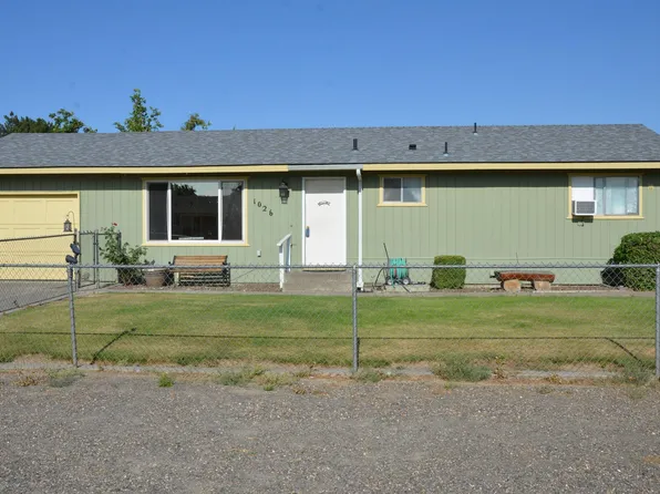 1026 Hemlock St, Prosser, WA 99350