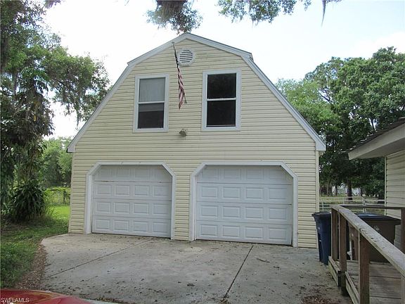2nd image of 21200 Palm Beach Blvd