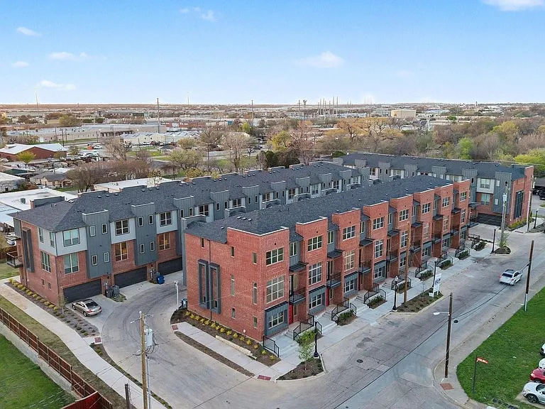 2524 Havenhurst St #102 — Photo 37
