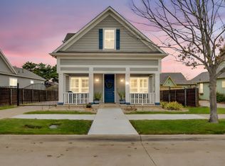 209 Cody Hunter Ln, Midlothian, TX 76065