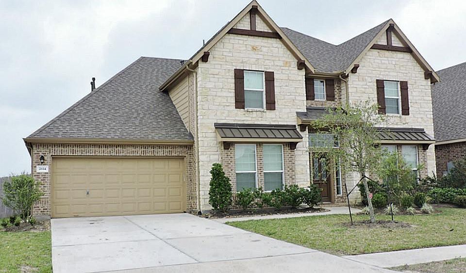 1st image of 2614 Solitude Ln