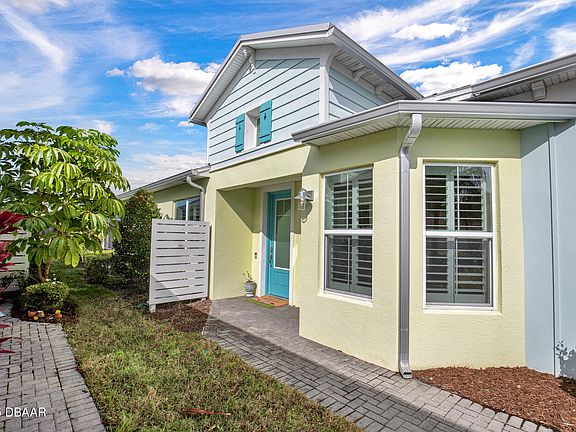4th image of 233 Coral Reef Way