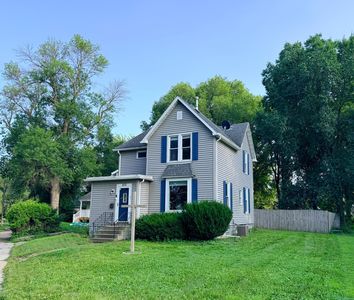 410 Frank Hall Dr, Albert Lea, MN, 56007