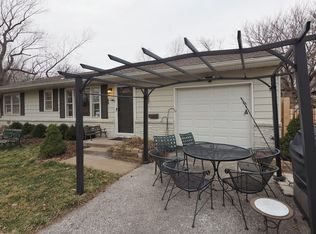 302 E 83rd St #302, Kansas City, MO 64114