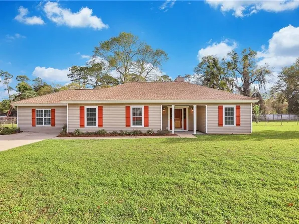 105 Honeybee Ln, Brunswick, GA 31525