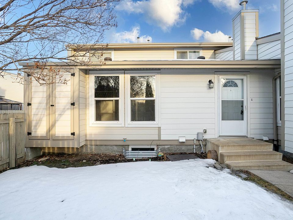 1st image of 7032 Mill Woods Rd S